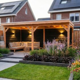 Met zwarte zij- en 2x achterwand